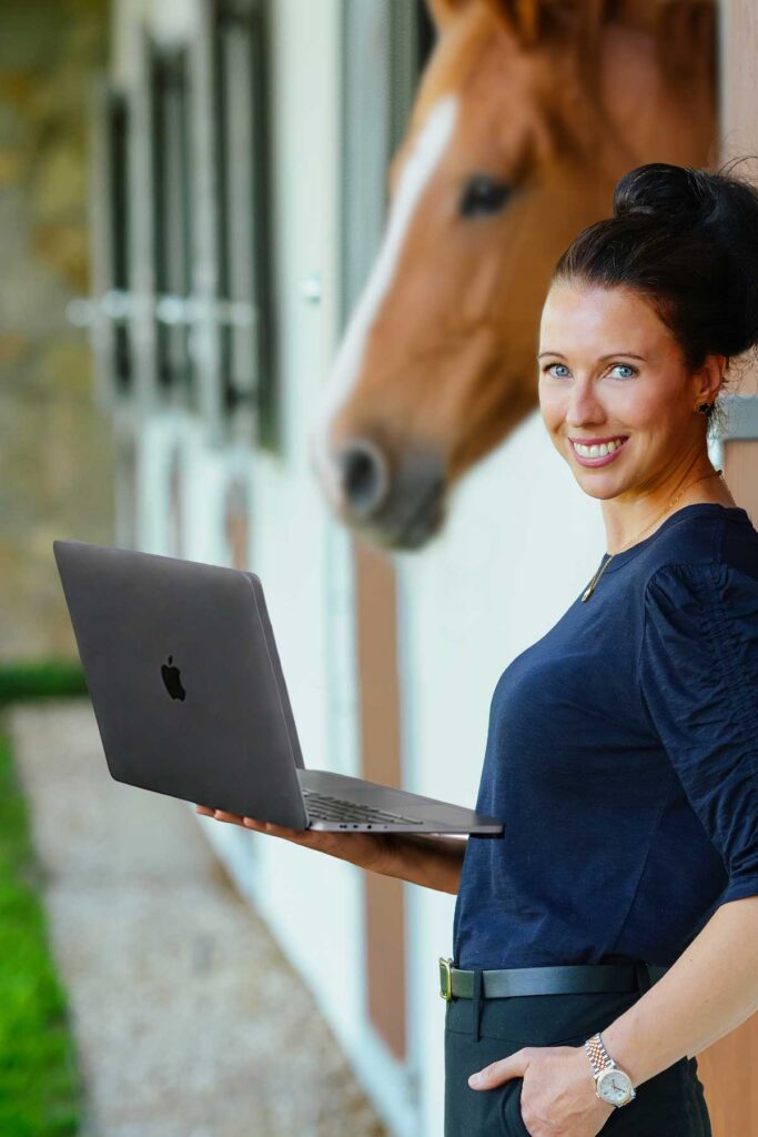 Rebuilding Equestrian Businesss through Strategy, Systems and Speed 1 Liz with computer chestnutblaze web