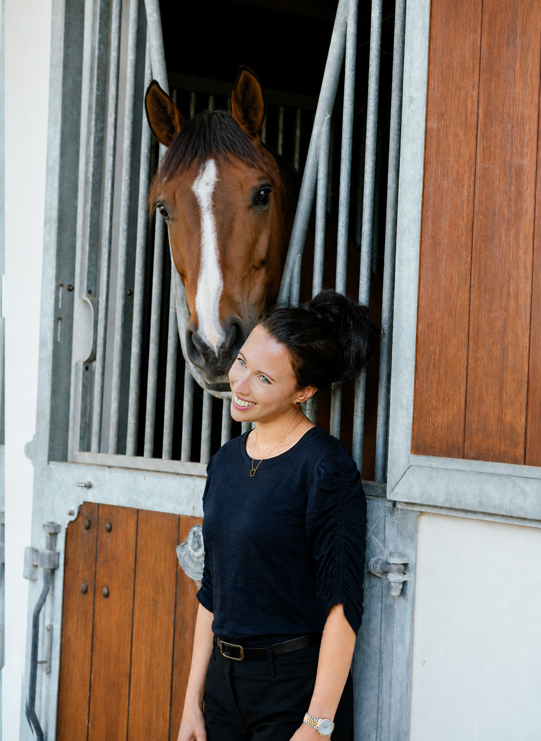 Elizabeth Rhodes with horse